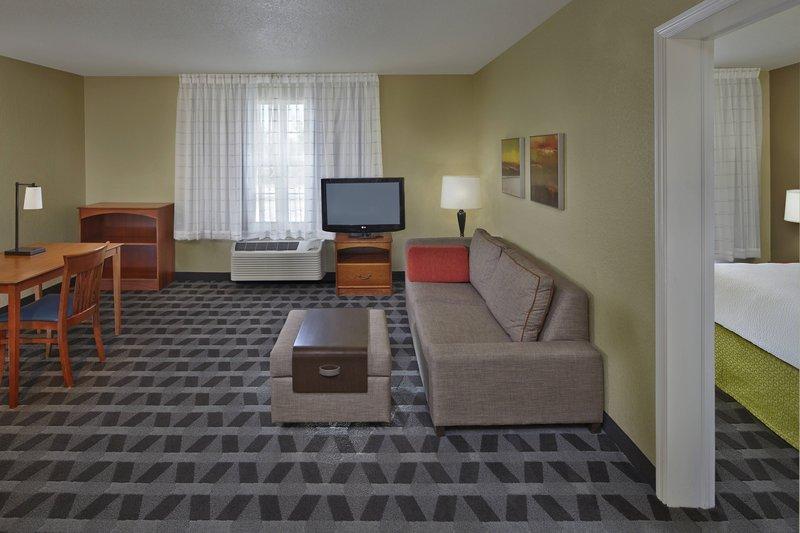 Towneplace Suites By Marriott St. Petersburg Clearwater Dış mekan fotoğraf